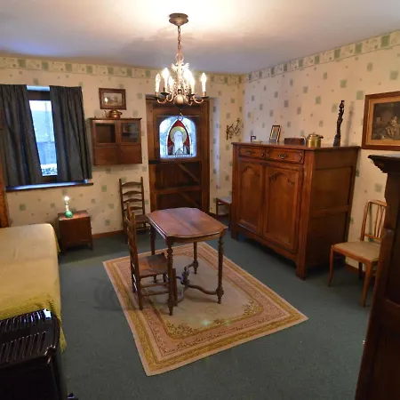 Charming Holiday In Halleux With Garden בית נופש Halleux (Luxembourg)